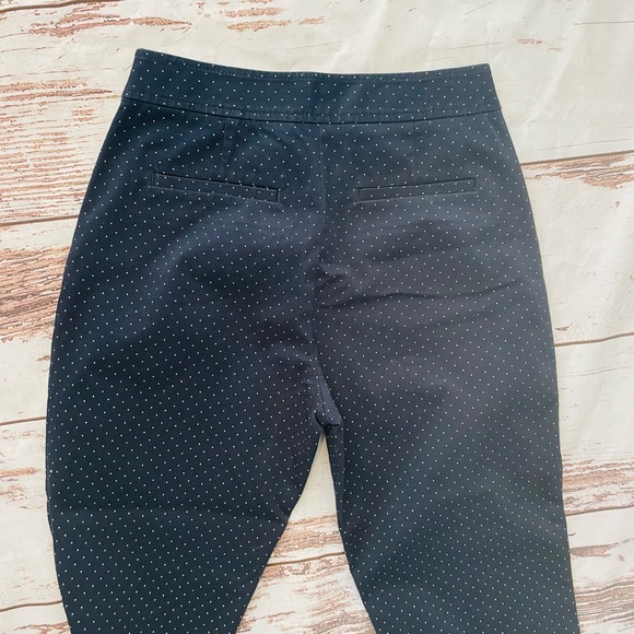 L.L. Bean 6 Classic Fit Navy Blue Polka Dot Stretch Dress Pants - Picture 8 of 10